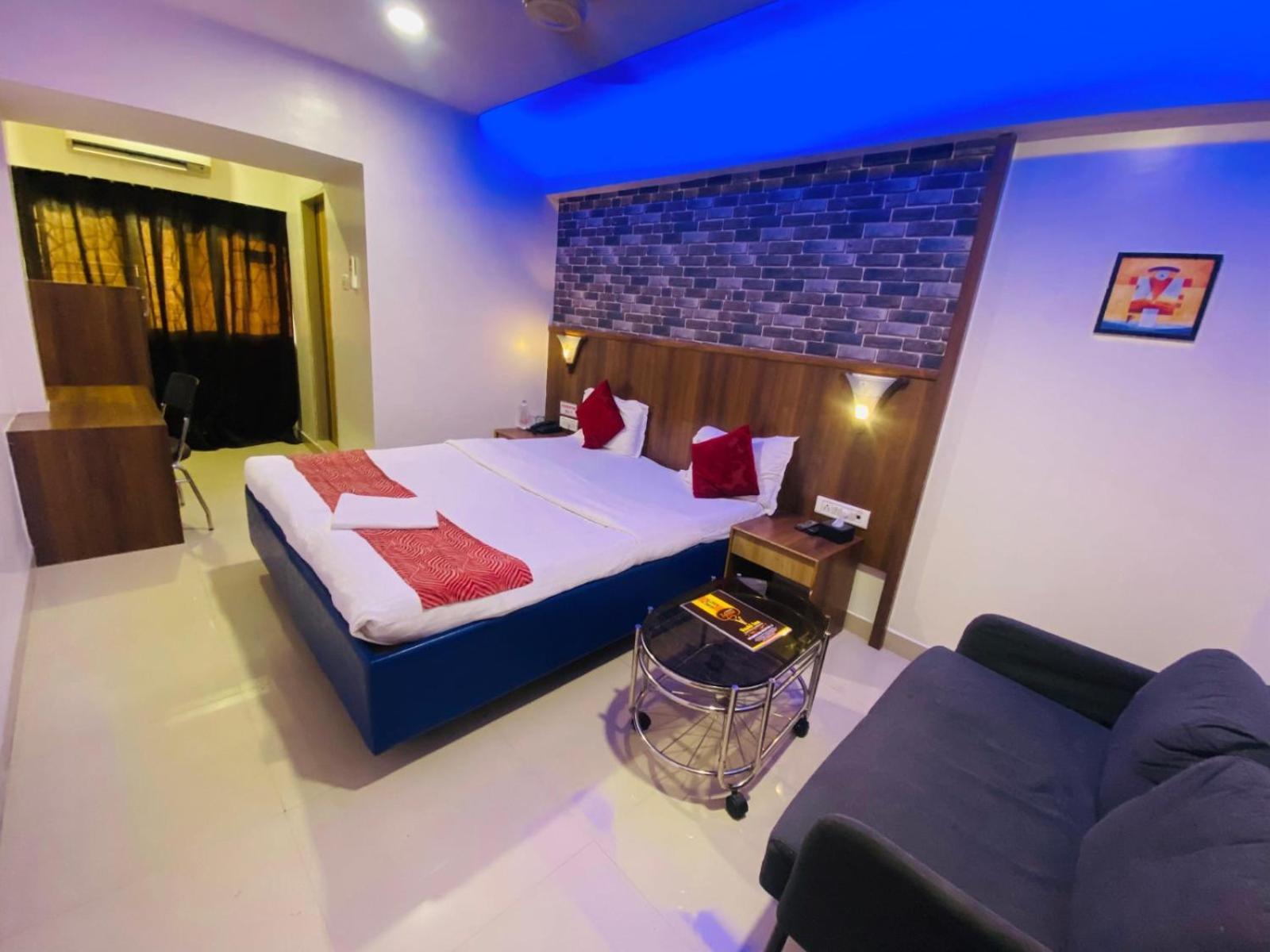 Hotel Vashi Inn Navi Mumbai Exterior photo
